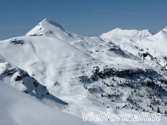 Monte Sodadura - Cresta SW - Versante nord del Sodadura visto dai pressi dell'Aralalta