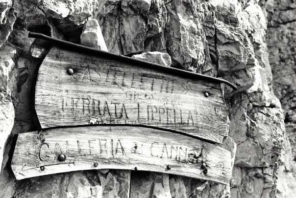 Tofana di Rozes - L'ingresso della Galleria dei Cannoni