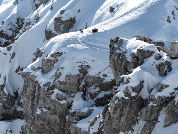 Zuccone Campelli - Passaggio attrezzato nell'intaglio prima della cima