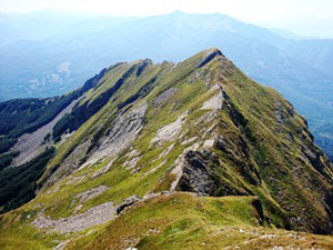 Traversata della Catena dei Groppi di Camporaghena - Dal Monte Alto, la cresta appena percorsa