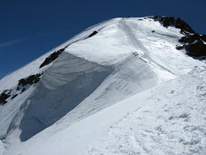 Traversata delle 13 cime - Il seracco sotto la cima dal S. Matteo