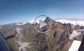 Video montagna Il Monviso visto in volo con un piccolo aereo da turismo