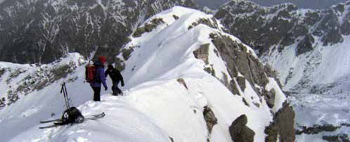 Passaggio itinerario scialpinistico